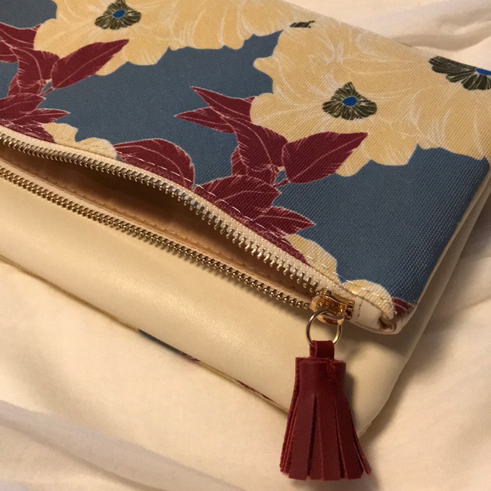 Clutch purse 🆕